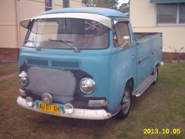 http://i54.photobucket.com/albums/g104/greedy53/72%20ute/utefront.jpg