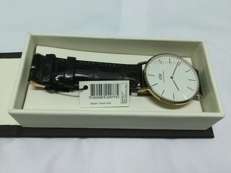 HCM - Đồng hồ Daniel Wellington, nhập khẩu 100% từ Mỹ, giá tốt - 16
