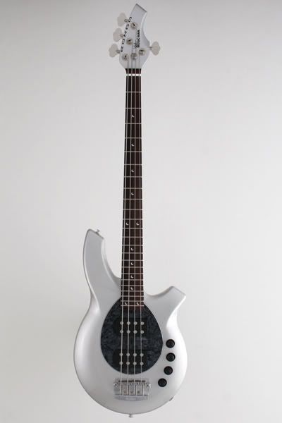silver_bongo_front.jpg