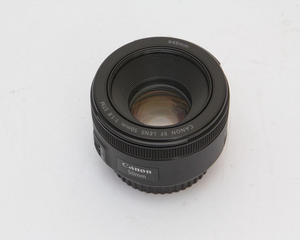 http://i54.photobucket.com/albums/g115/chuacotien/Canon/Canon%20Len%20fix/yn35mmc_zps4ua7yhpq.jpg