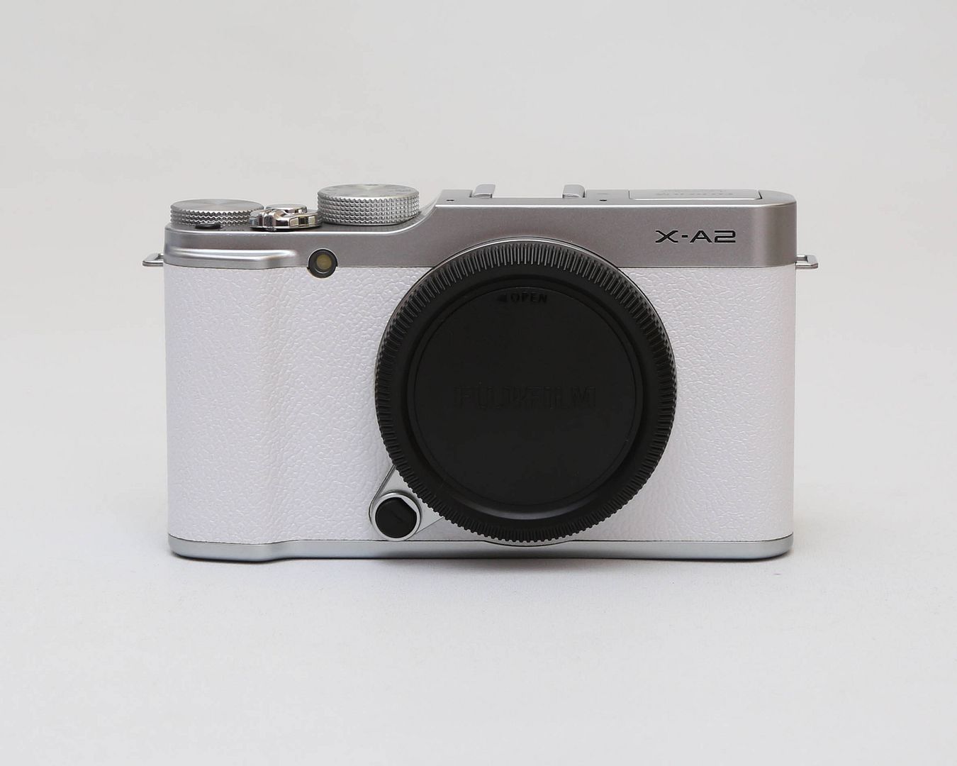 http://i54.photobucket.com/albums/g115/chuacotien/Fujifilm/Fujifilm%20Body/x-a2c_zpske6o80dk.jpg