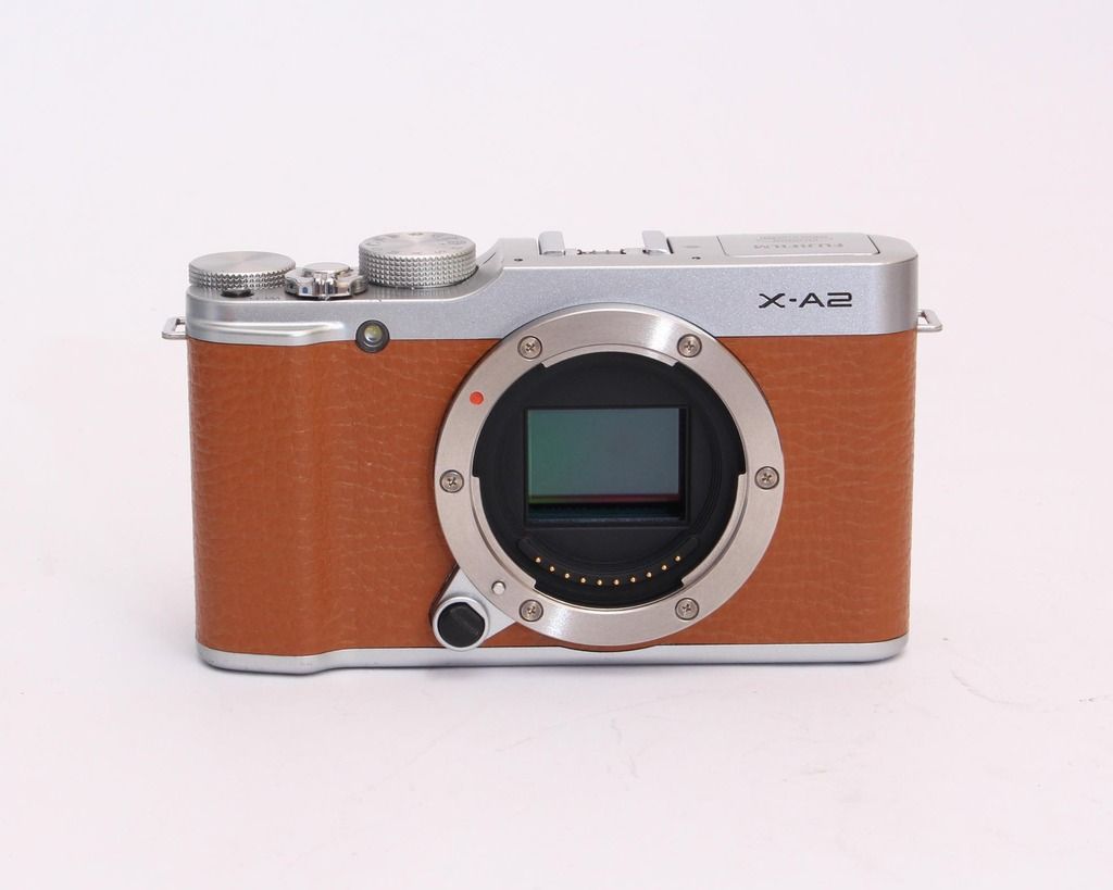 http://i54.photobucket.com/albums/g115/chuacotien/Fujifilm/Fujifilm%20Body/xa2e_zpszezppbsy.jpg