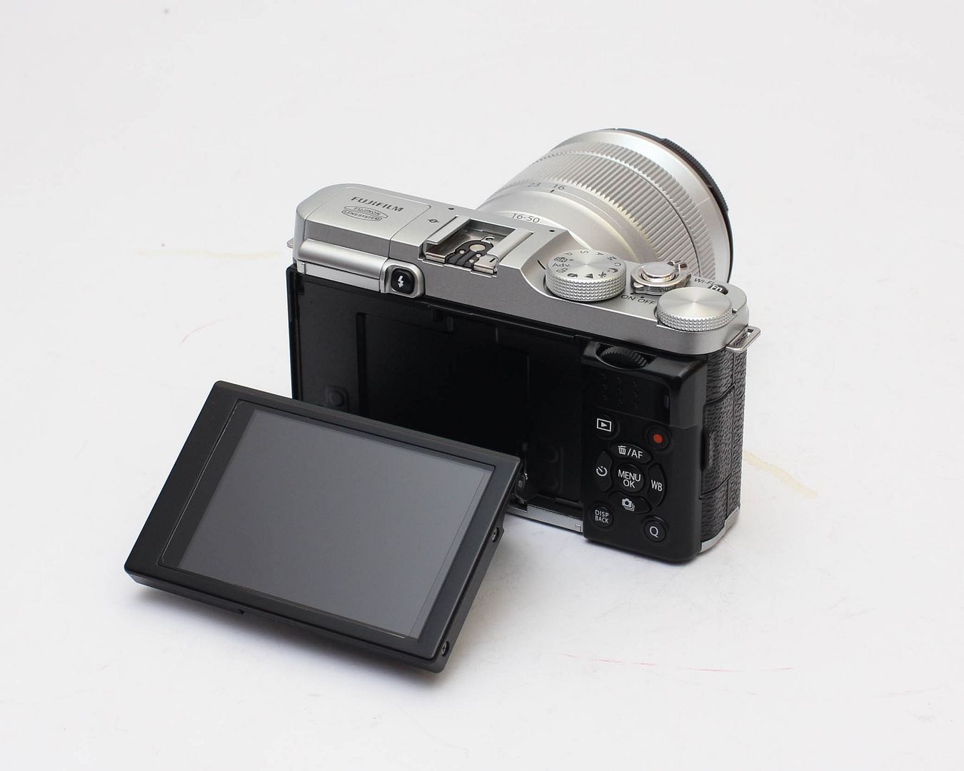 http://i54.photobucket.com/albums/g115/chuacotien/Fujifilm/XA2c_zpschcknwmw.jpg