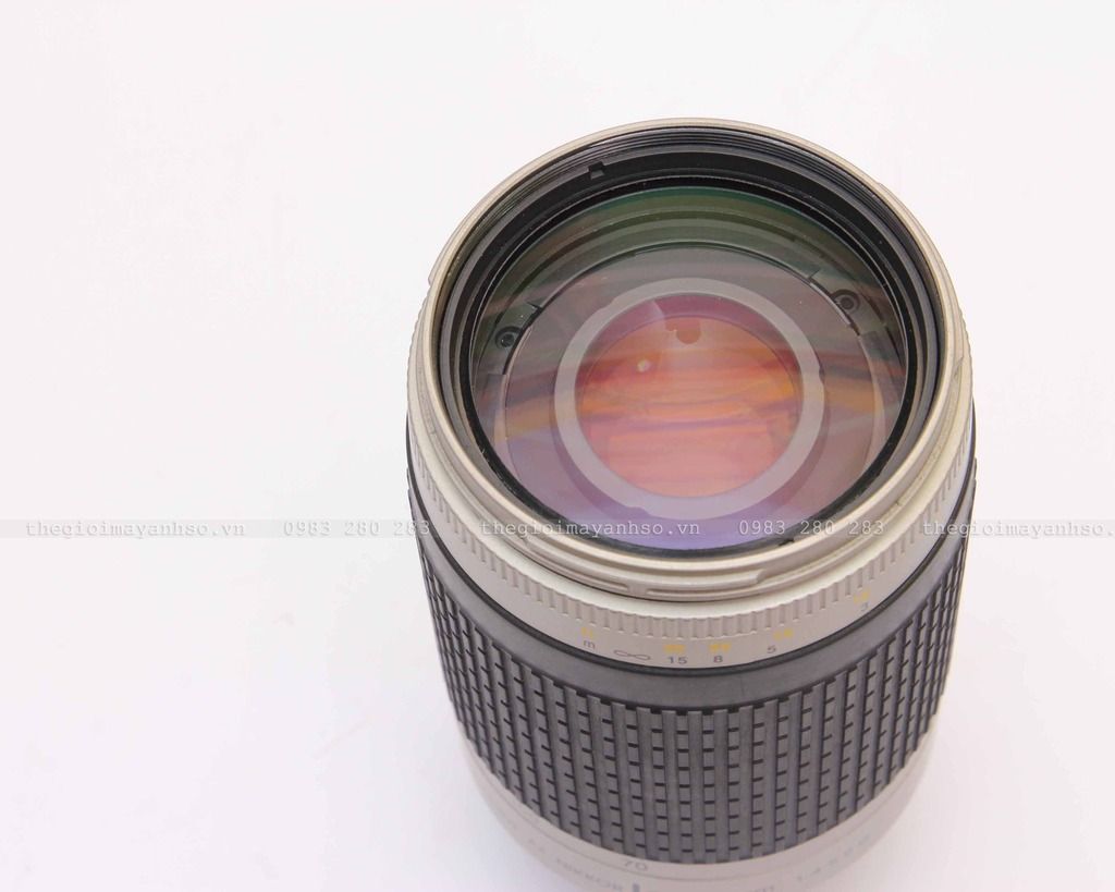 http://i54.photobucket.com/albums/g115/chuacotien/Nikon/Nikon%20Len/nikon70300c%20copy_zpsg6z5l6hj.jpg