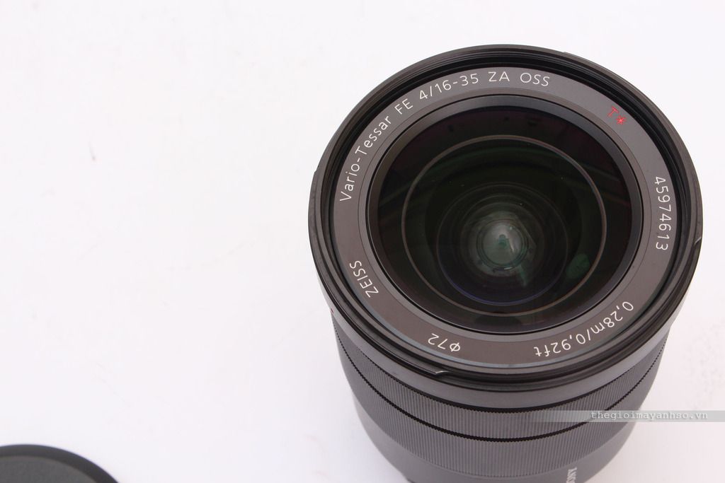 http://i54.photobucket.com/albums/g115/chuacotien/Sony/Carl%20Zeiss/16-35d%20copy_zpsg6pk8ysi.jpg
