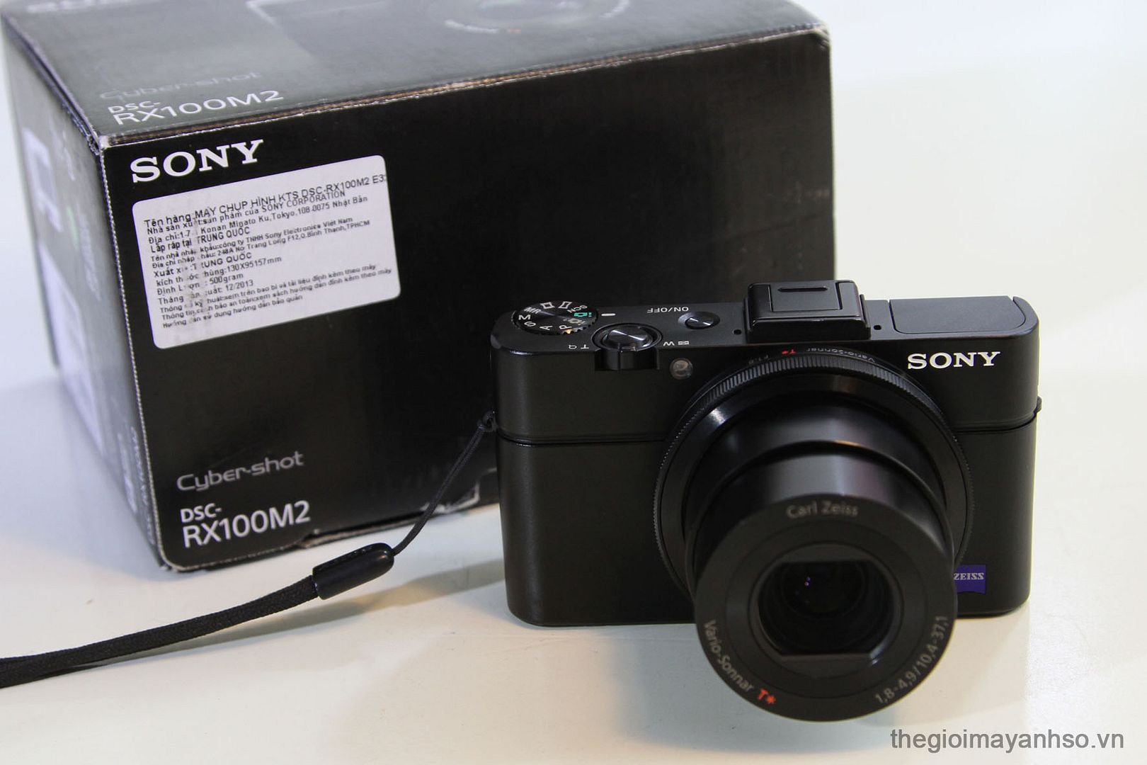 http://i54.photobucket.com/albums/g115/chuacotien/Sony/RX100II_zps02d85409.jpg