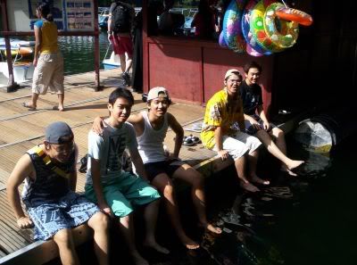 Image hosted by Photobucket.com