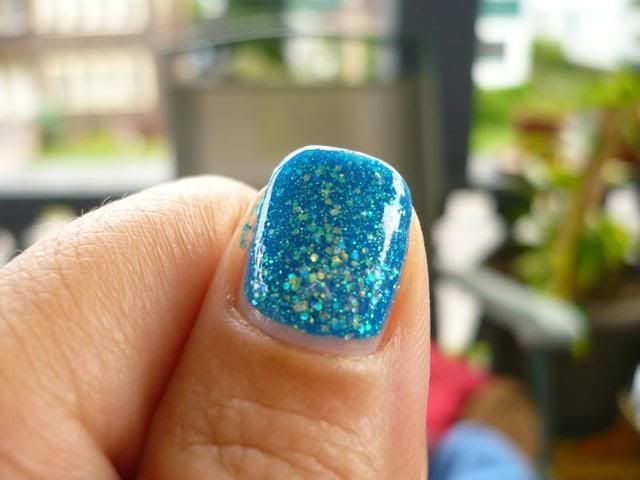 LA Color Craze Static Electricity w/ Sinful Colors Nail Junkie