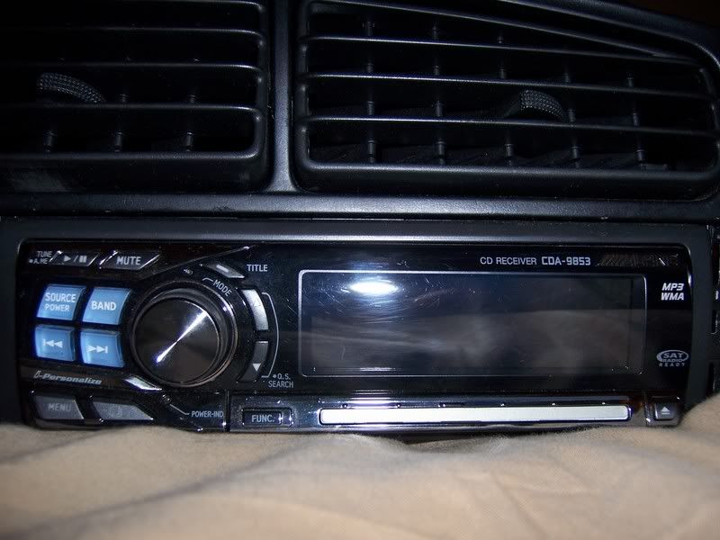 ALpine Head Unit with MK3 Vent surround...ready to plug in VW Vortex