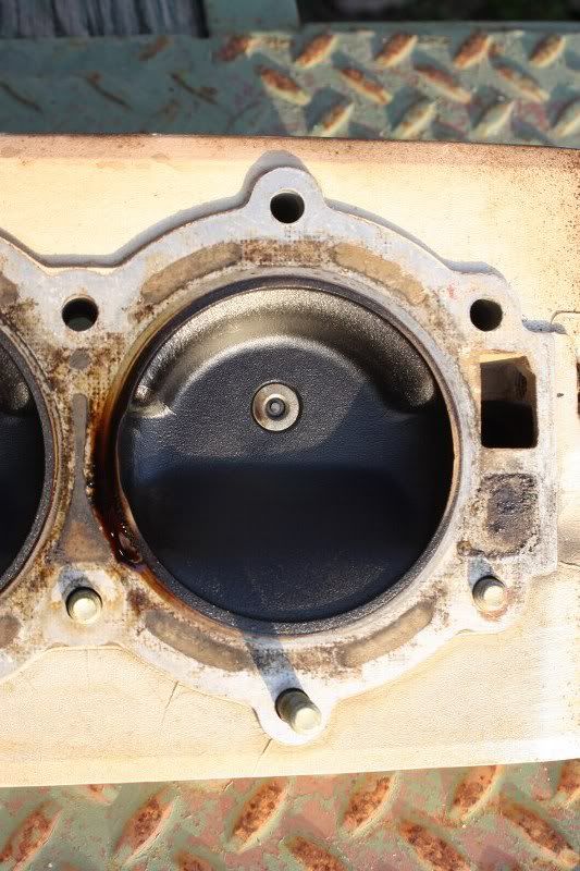 cylinder1head.jpg