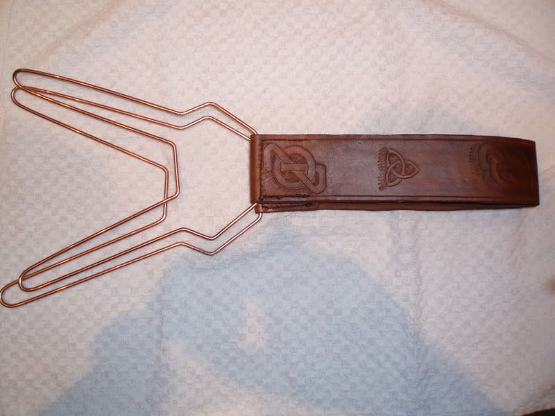 doubleloopedcarved.jpg