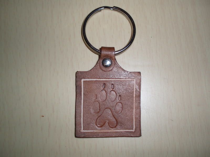 pawprintkeyring.jpg