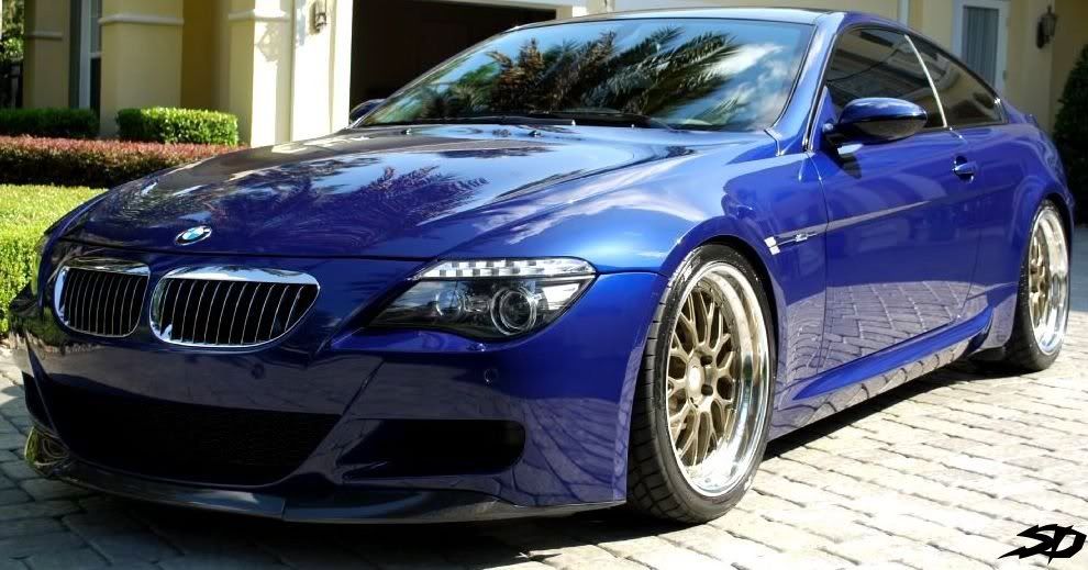 BMWM6blu1.jpg