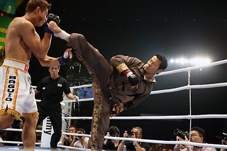 genki sudo photo:  genkiheadkick.jpg